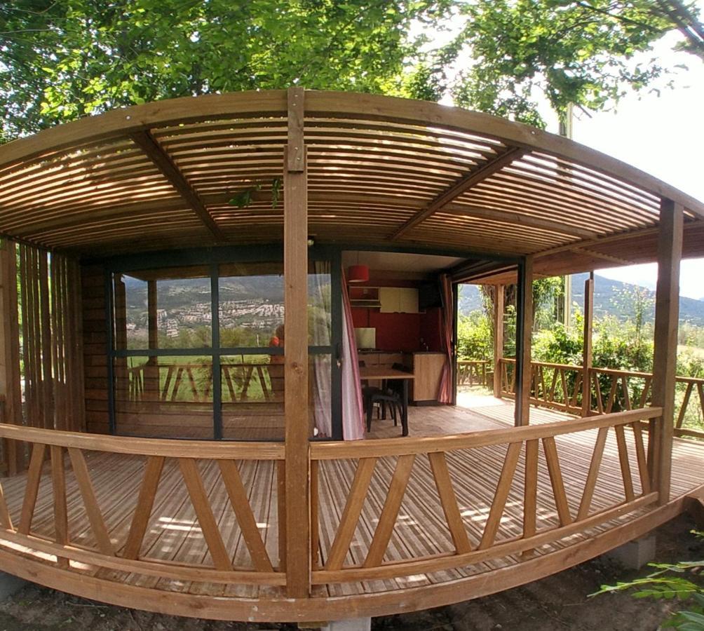 Hotel Camping Les Grillons Embrun Esterno foto