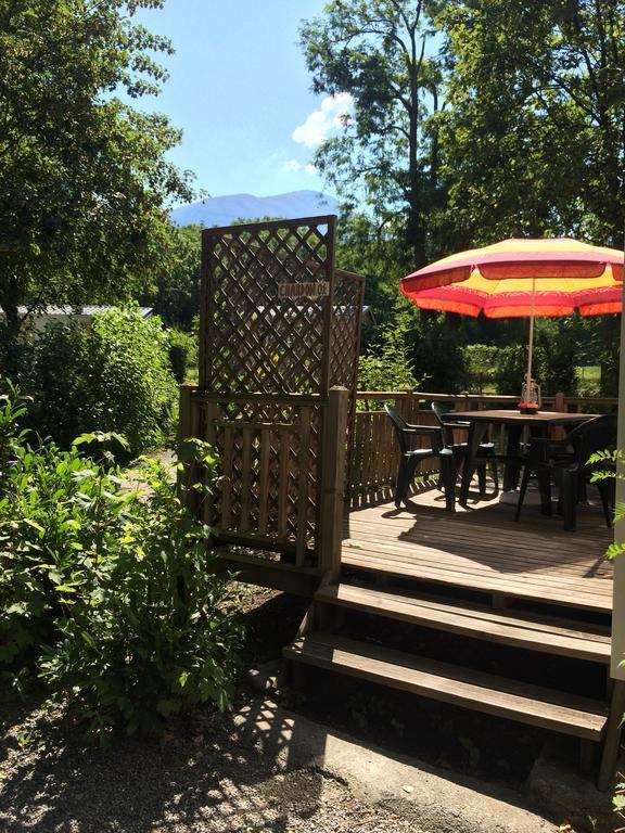 Hotel Camping Les Grillons Embrun Esterno foto
